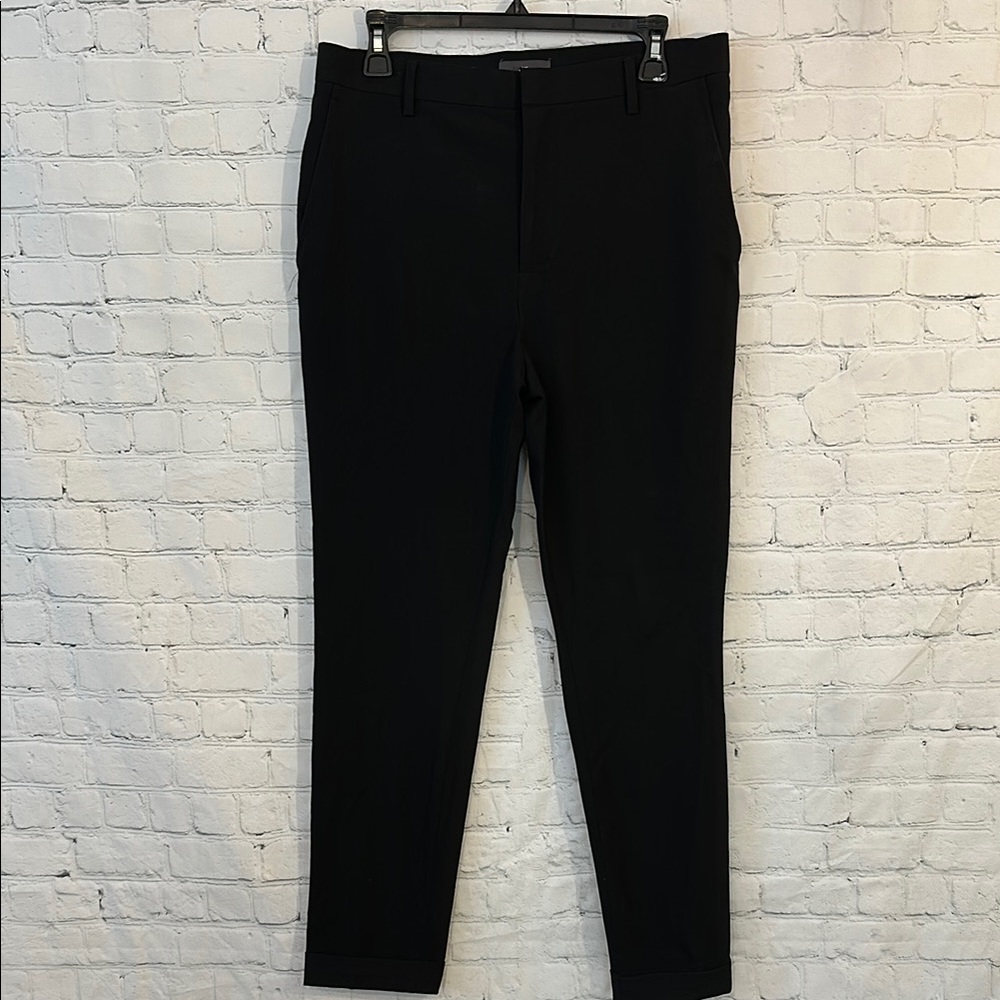 H&M women’s casual or work black Pants
